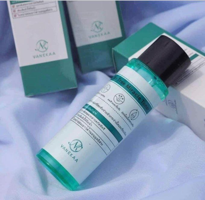 VANEKAA TEA TREE MIRACLE TONER